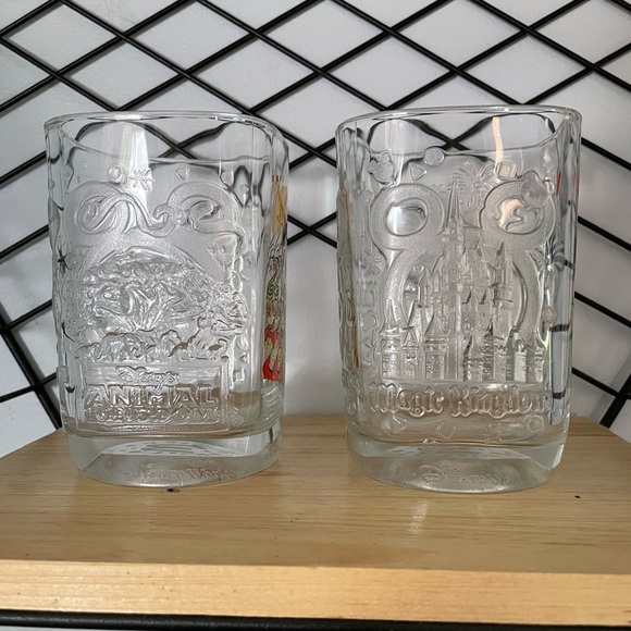 McDonald X Disney World 2000 celebration - Picture 4 of 5